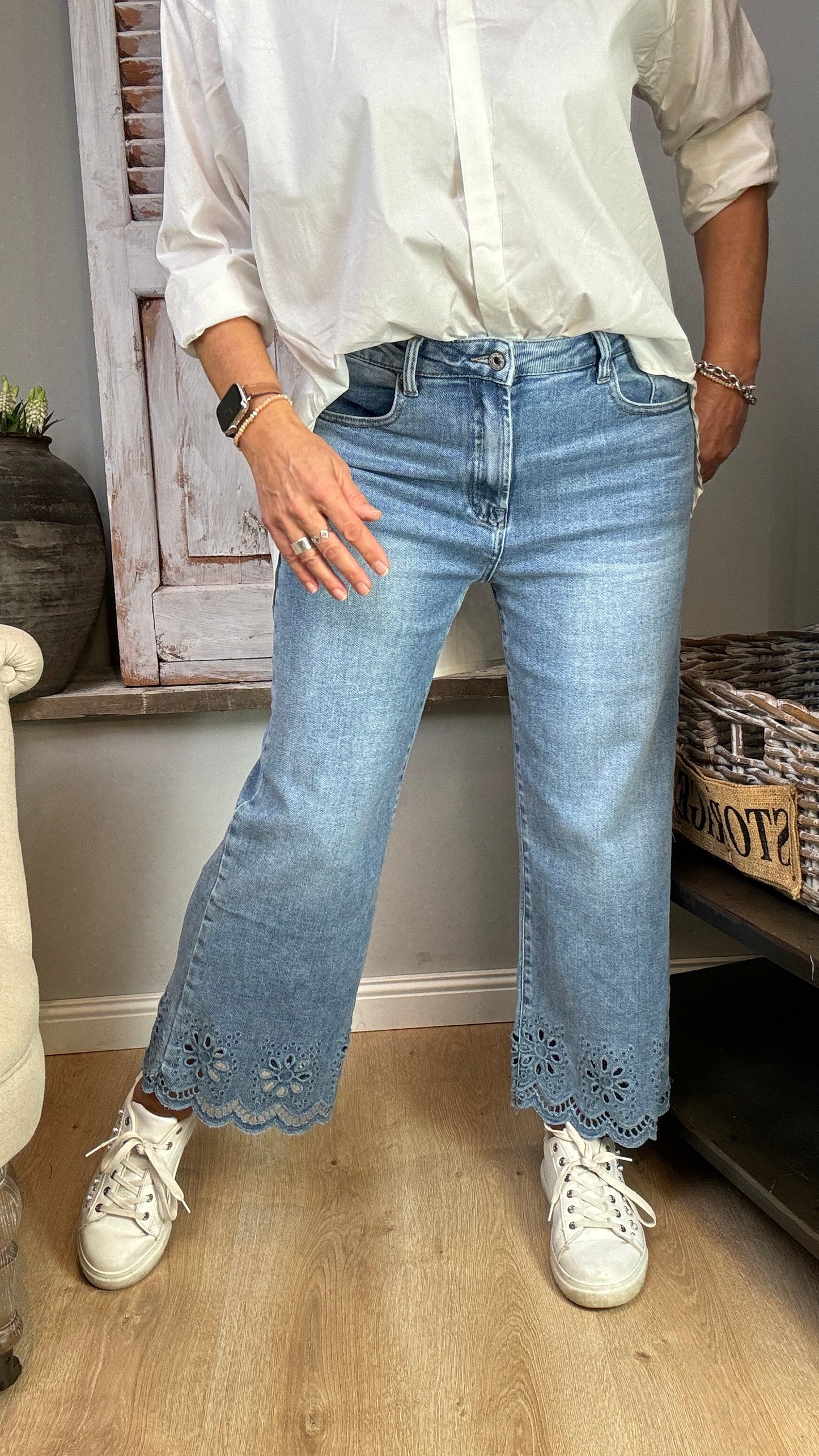 Jeans "Blütenkante"