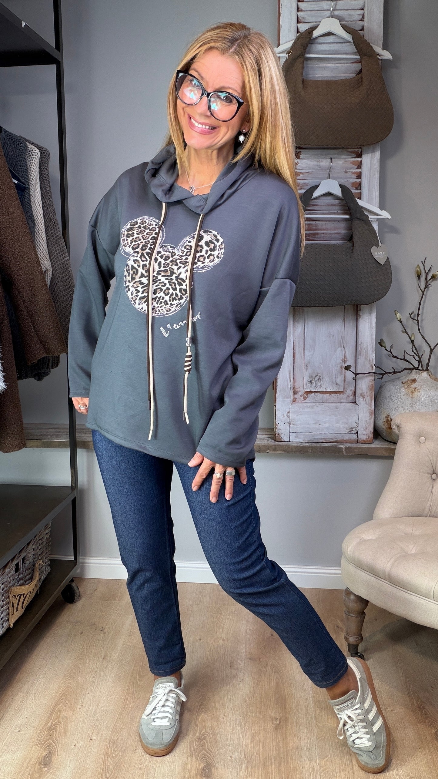 Longpulli mit Kapuze "Micky"