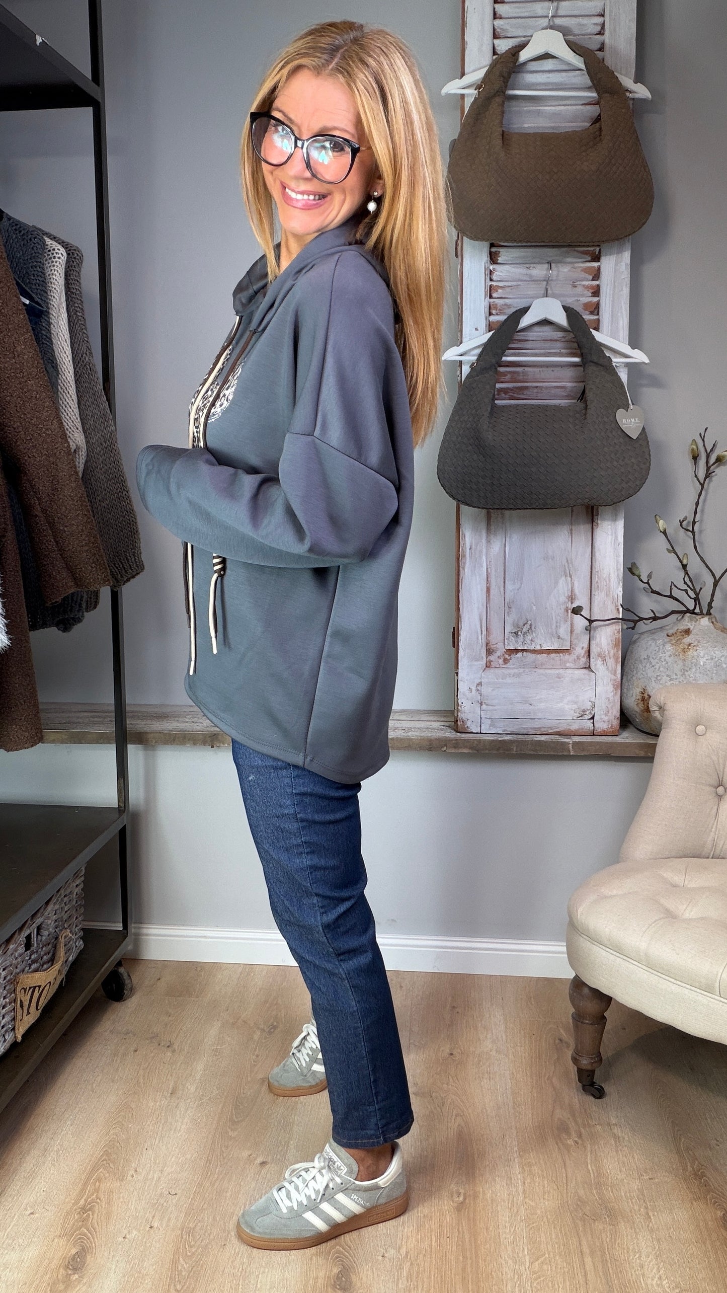 Longpulli mit Kapuze "Micky"