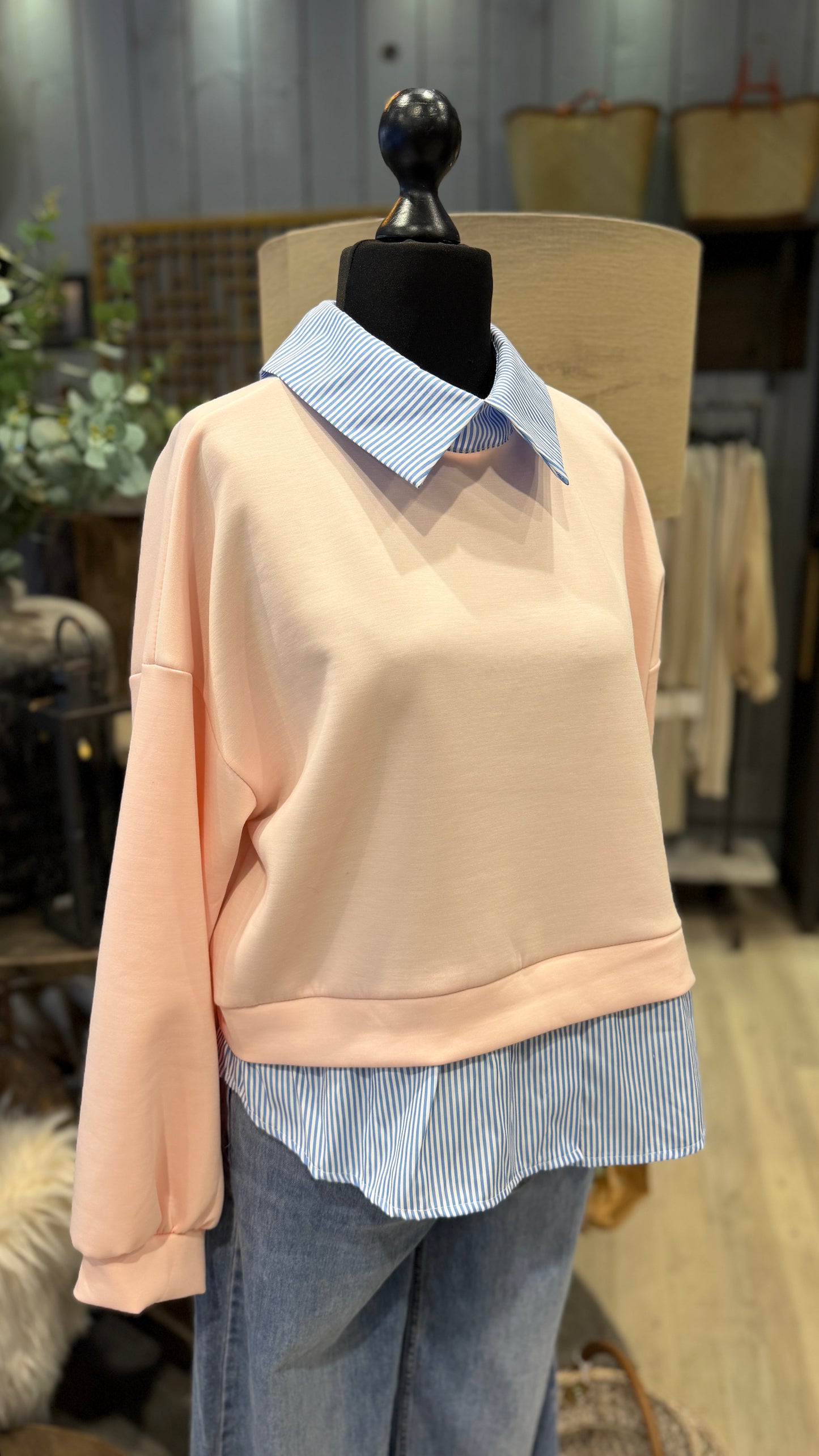 Sweatshirt mit Bluseneinsatz