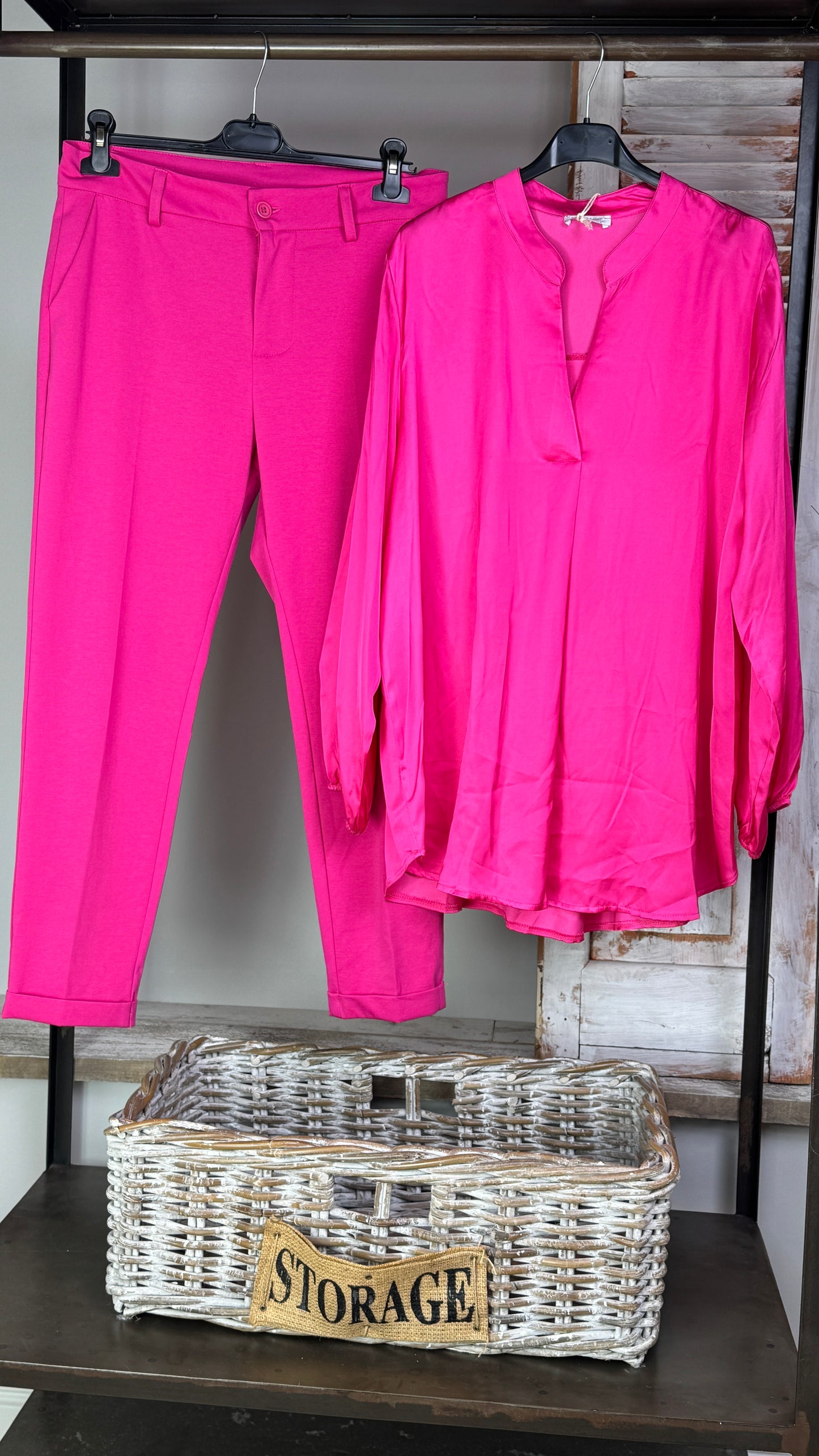 Bluse in Satinoptik