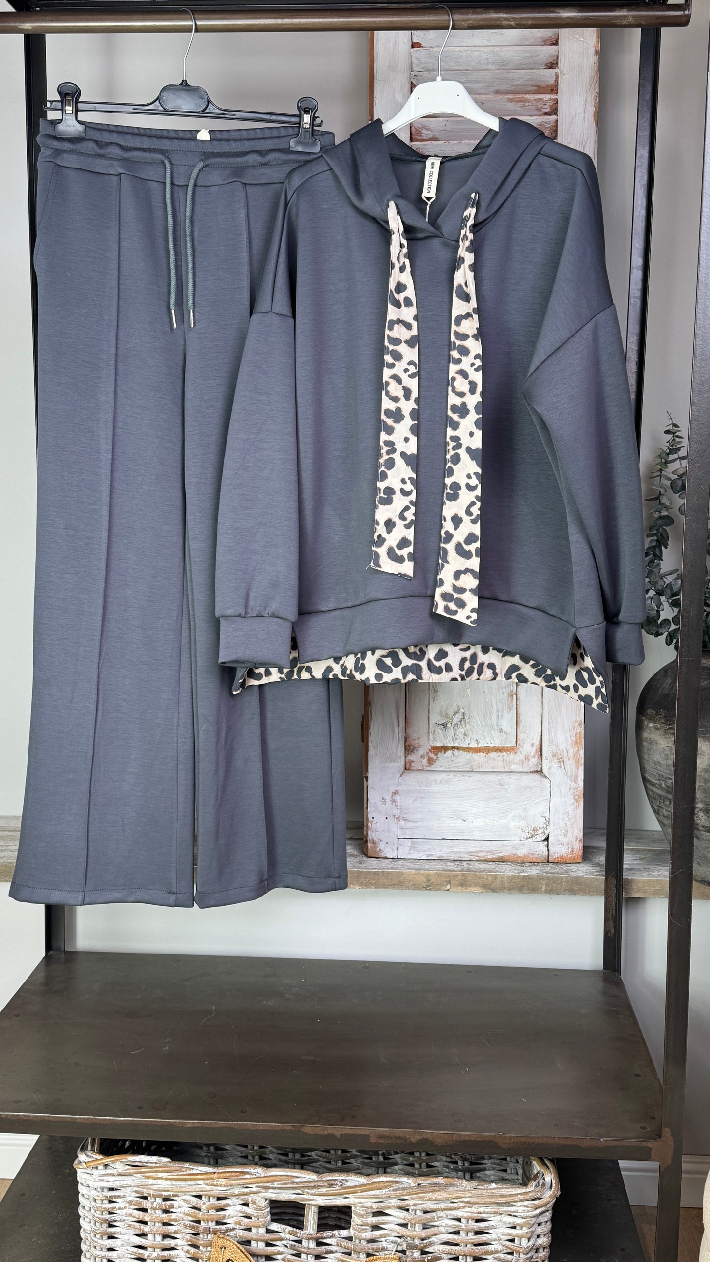 Sweatshirt "Comfy-Tiger"